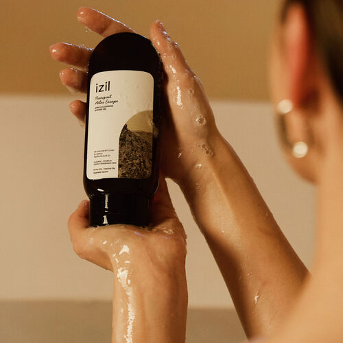 Tranquil Atlas Escape Arnica Body Set image number null