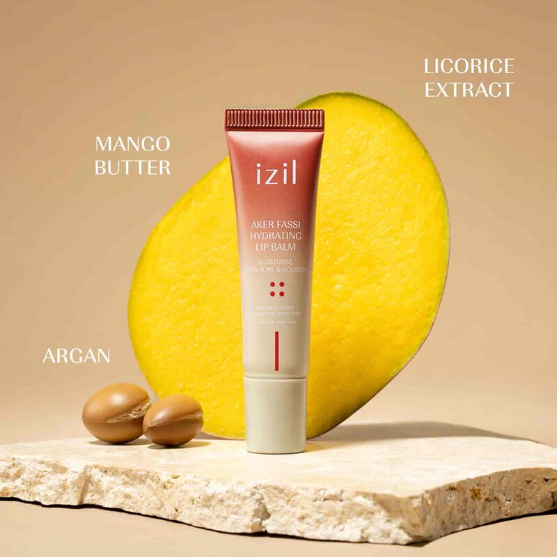 مرطّب شفاه العكر الفاسي image number null