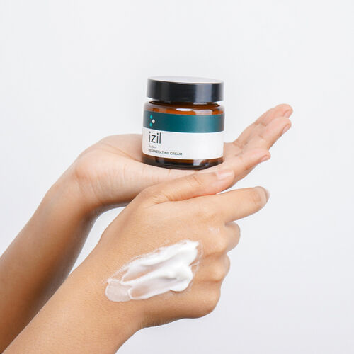 Regenerating Face Cream- Dry & Sensitive Skin image number null