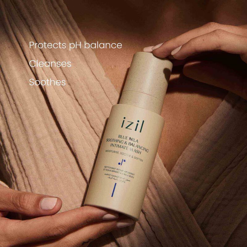 غسول العناية الشخصية للتلطيف والتوازن بالنيلة الزرقاء image number null