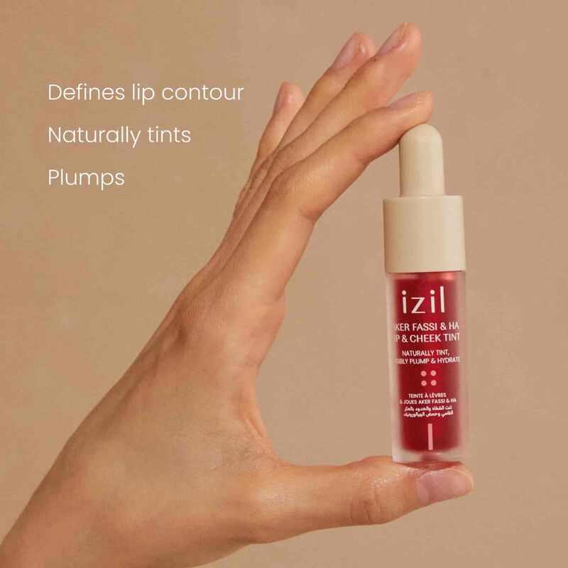 تنت الشفاه والخدود بالعكر الفاسي وحمض الهيالورونيك image number null