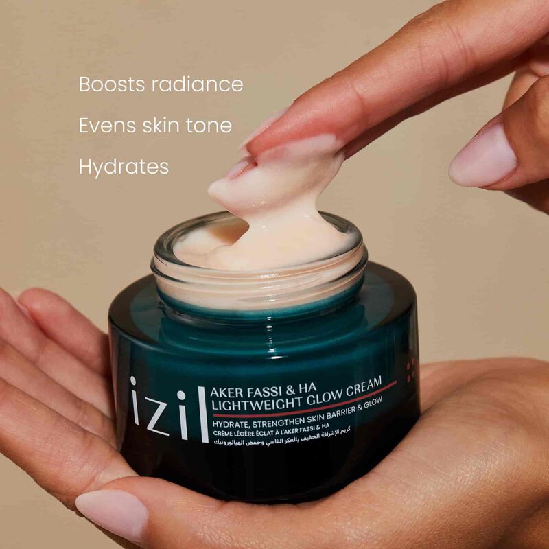 Aker Fassi & HA Lightweight Glow Cream image number null